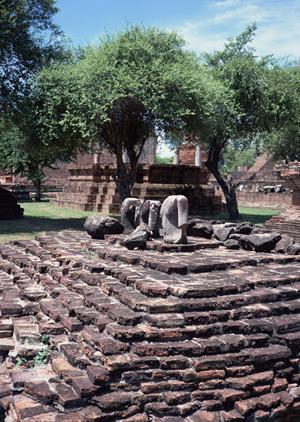 盛岡駅から徒歩3分！東横INN盛岡駅南口駅前の魅力と詳細情報