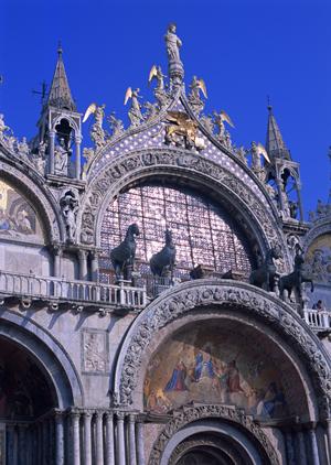 長野県松本市の快適なビジネスホテル：東横INN松本駅前本町の魅力と詳細情報